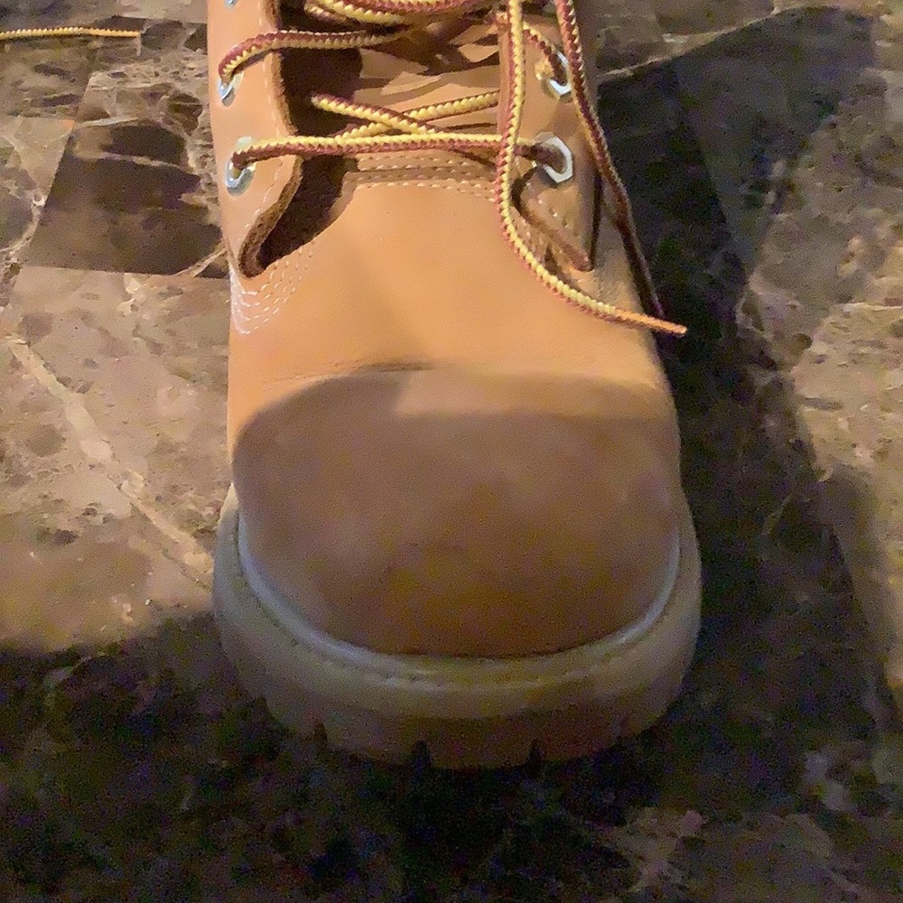 TIMBERLAND BOOTS